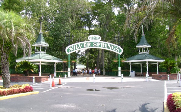 #post_175 Silver Springs entry way